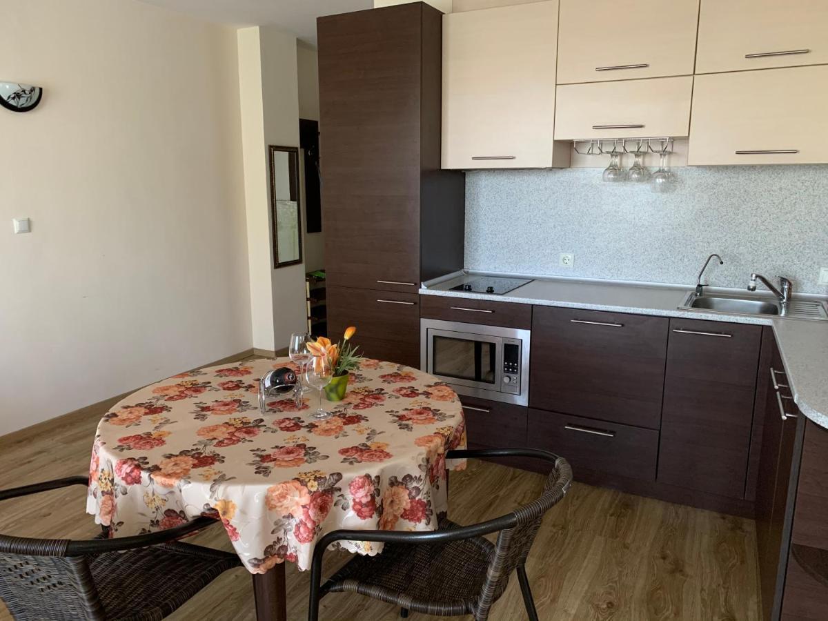 Аппартамент Pines Beach Resort Byala  Ngoại thất bức ảnh