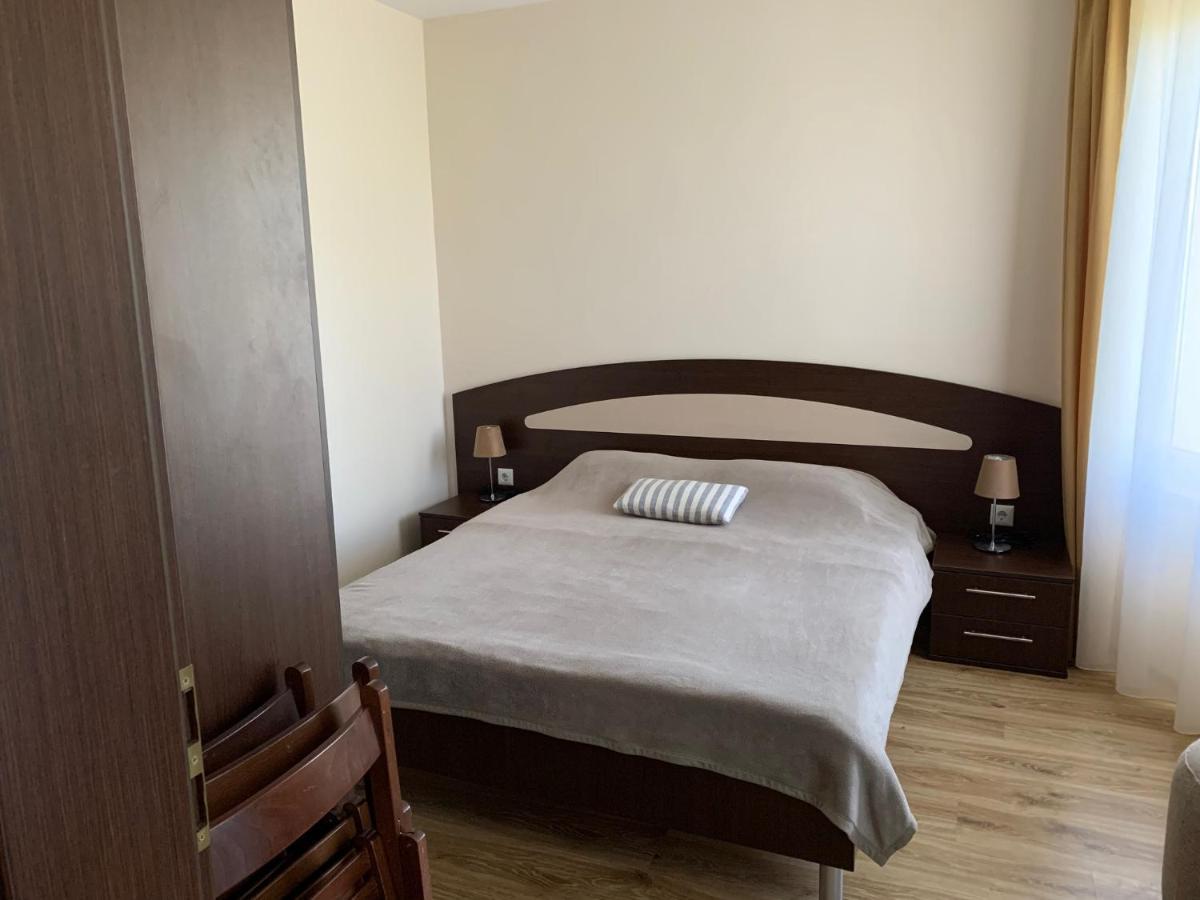 Аппартамент Pines Beach Resort Byala  Ngoại thất bức ảnh